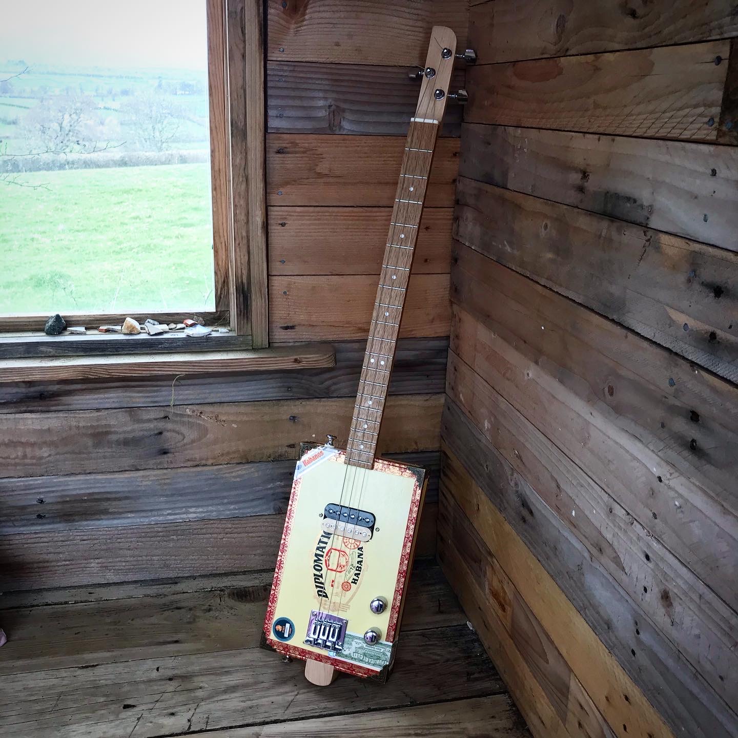 Diplomaticos 3 String Cigar Box Guitar 3 Quarters View